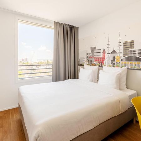 B&B Hotel Basel Bagian luar foto